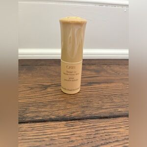 ORIBE SWEPT UP VOLUME POWDER SPRAY